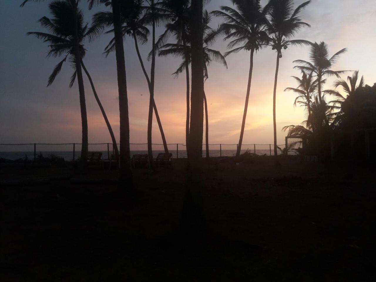 Sea View Resort Galle Buitenkant foto